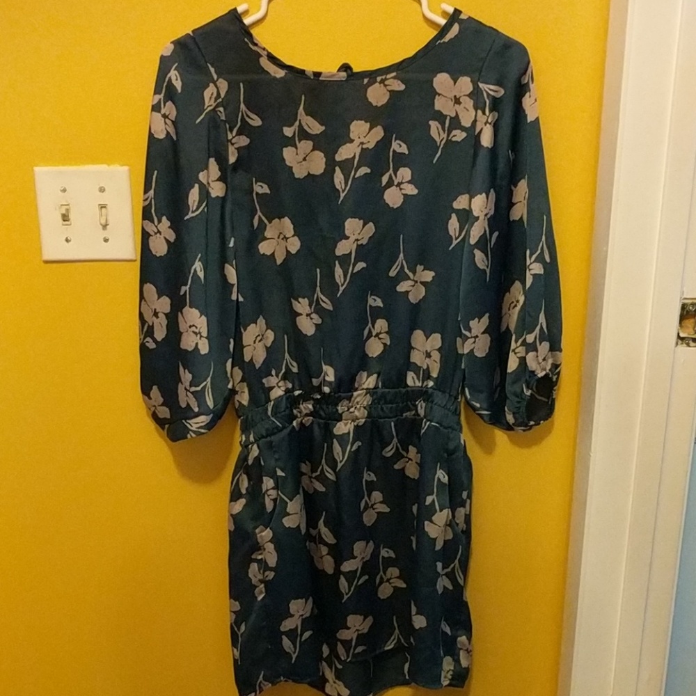 Mini dress